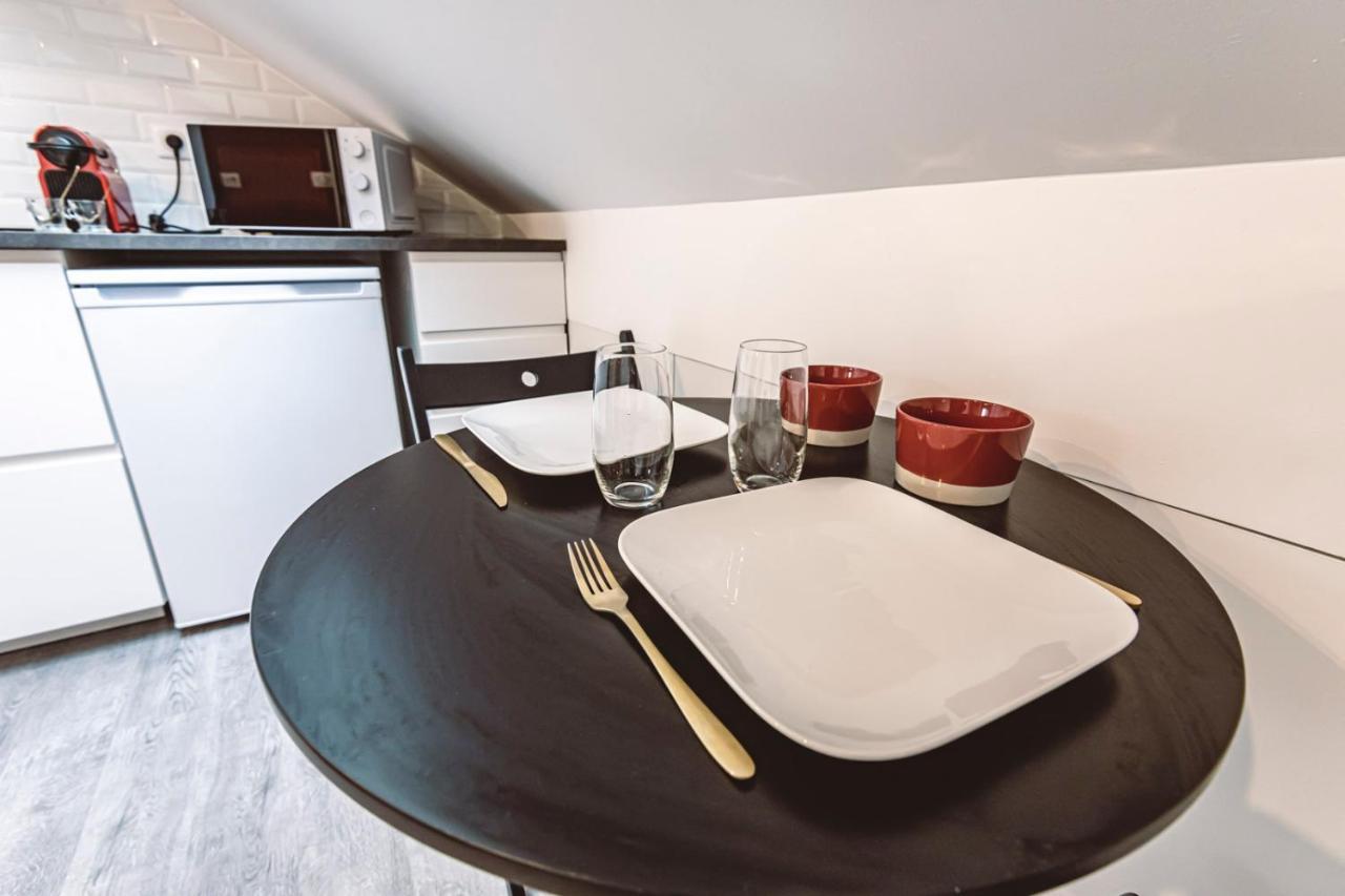 Le Coquet Logement Climatise Face A La Cathedrale - 3G 兰斯 外观 照片
