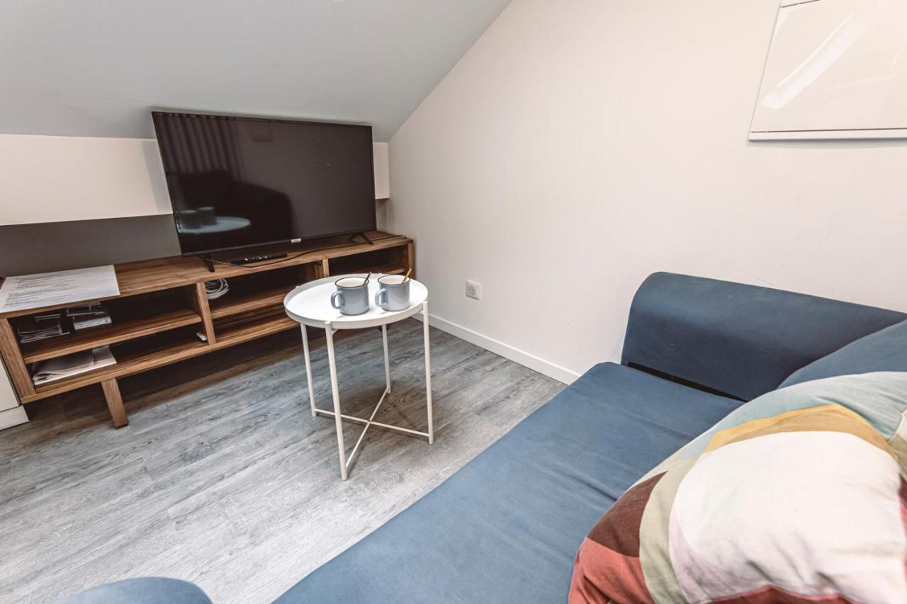 Le Coquet Logement Climatise Face A La Cathedrale - 3G 兰斯 外观 照片
